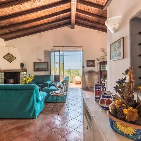 Lorenza Private Villa