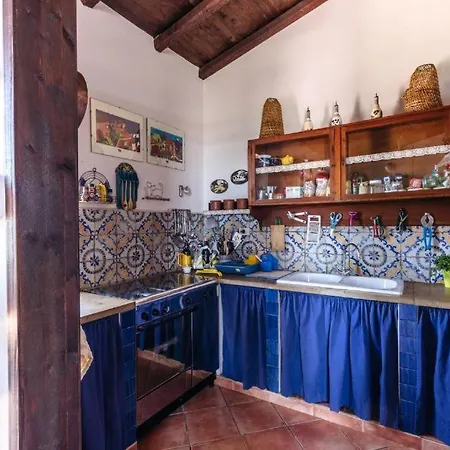 Villa Lorenza Private Caronia