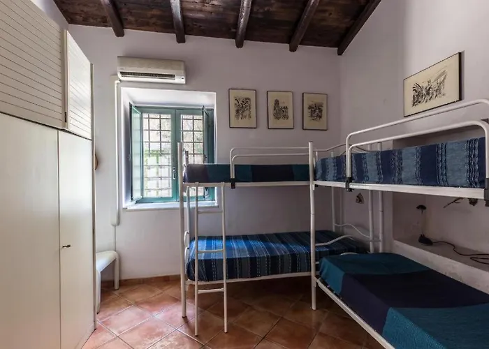 Lorenza Private Caronia