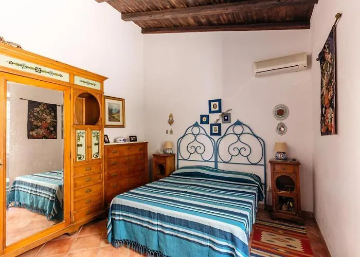 Lorenza Private * Caronia
